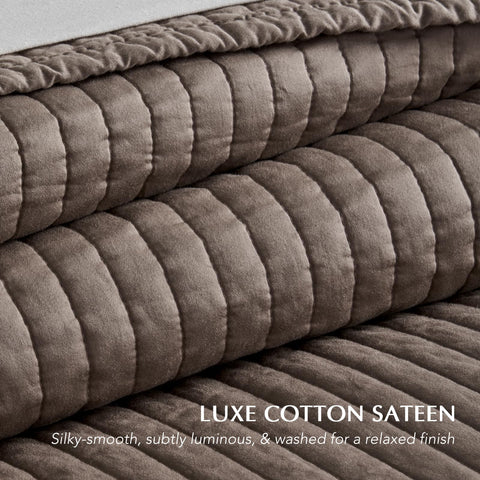 EVERGRACEHOME king-size quilt with two shams in Mocha Brown.