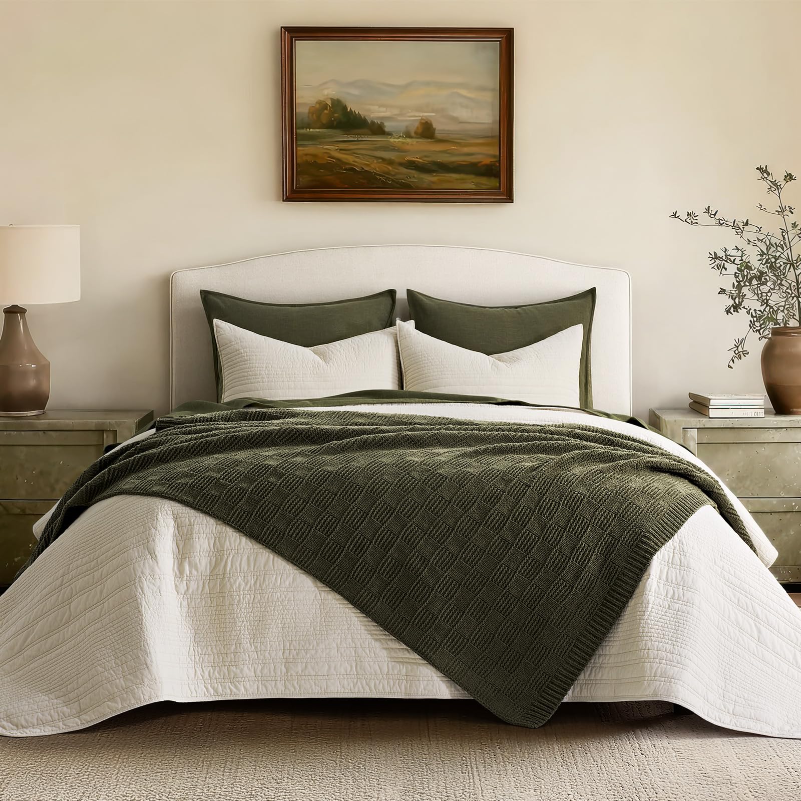 Evergracehome lightweight knit design shows warmth without bulk.