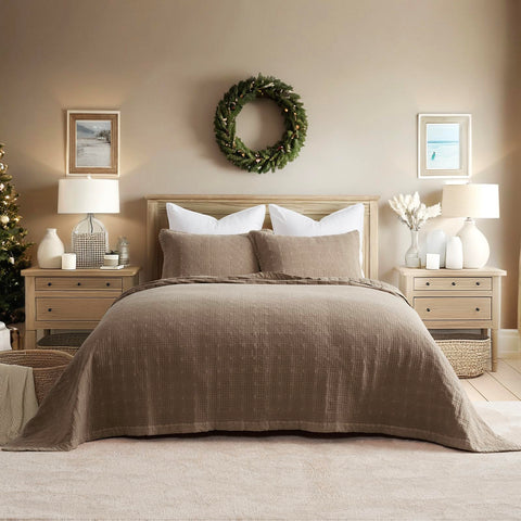 Evergracehome machine-washable shams stay soft after washing.