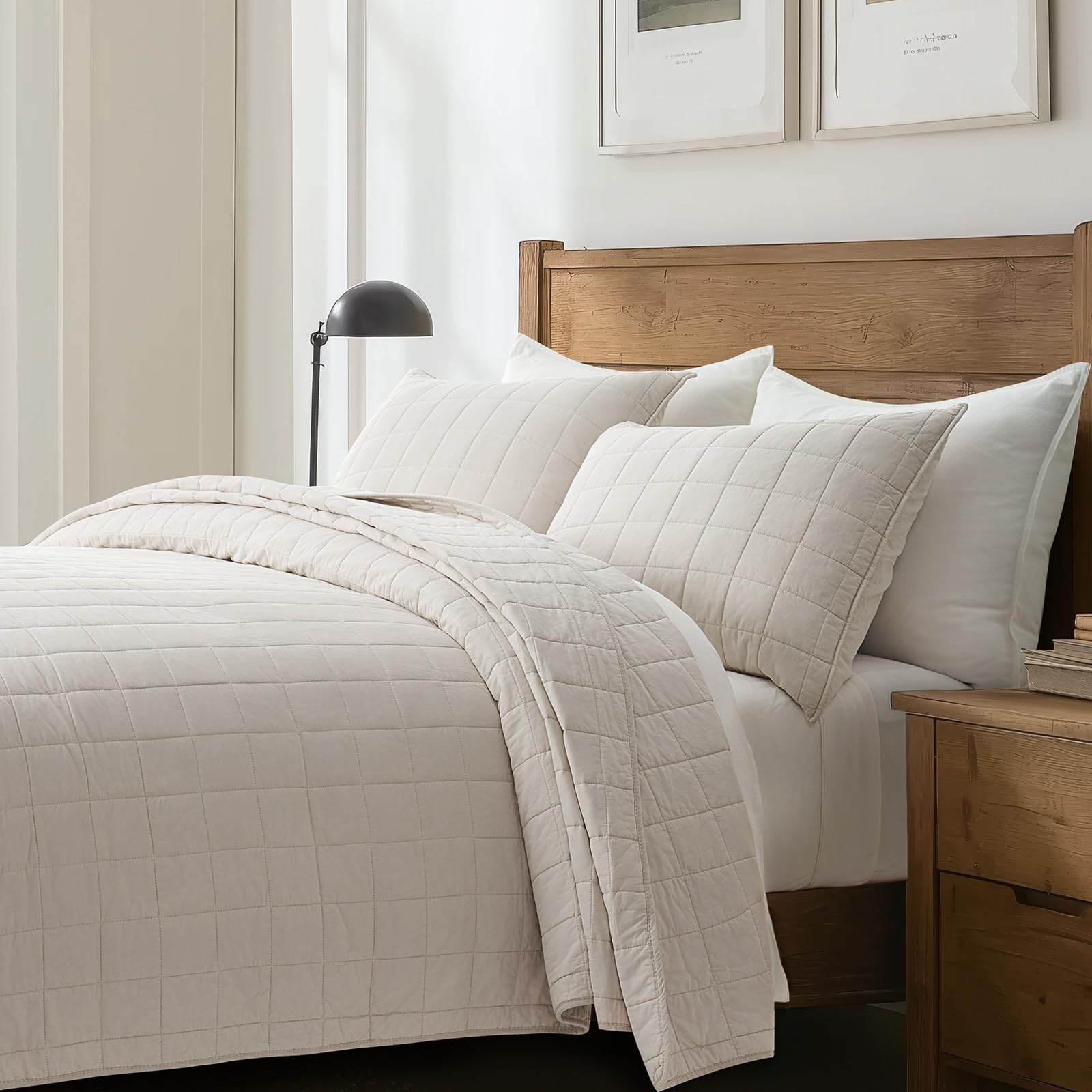 EVERGRACEHOME minimalist-box-stitch-design complements modern decor with clean lines.
