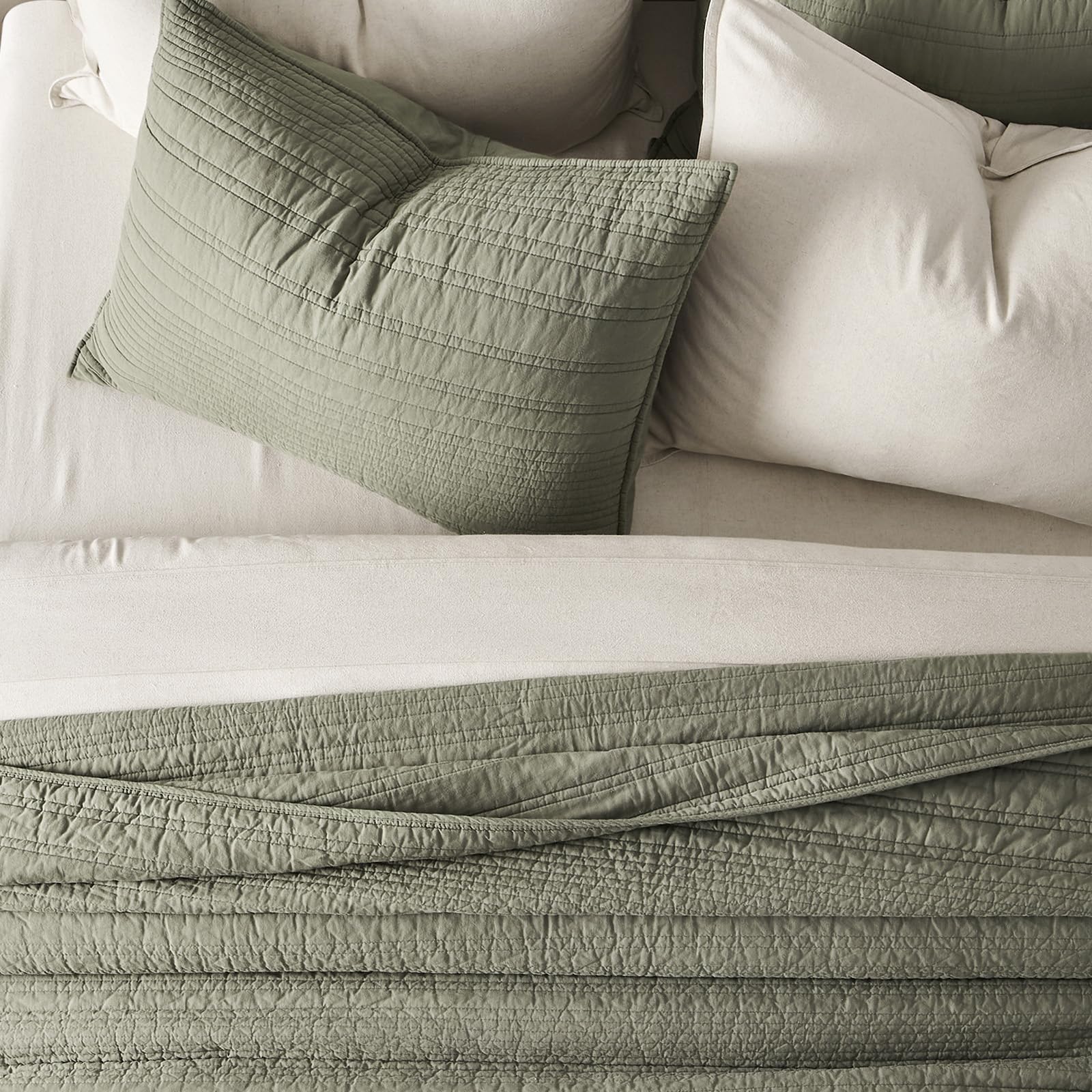 Prewashed soft cotton quilt by Evergracehome offering breathable comfort