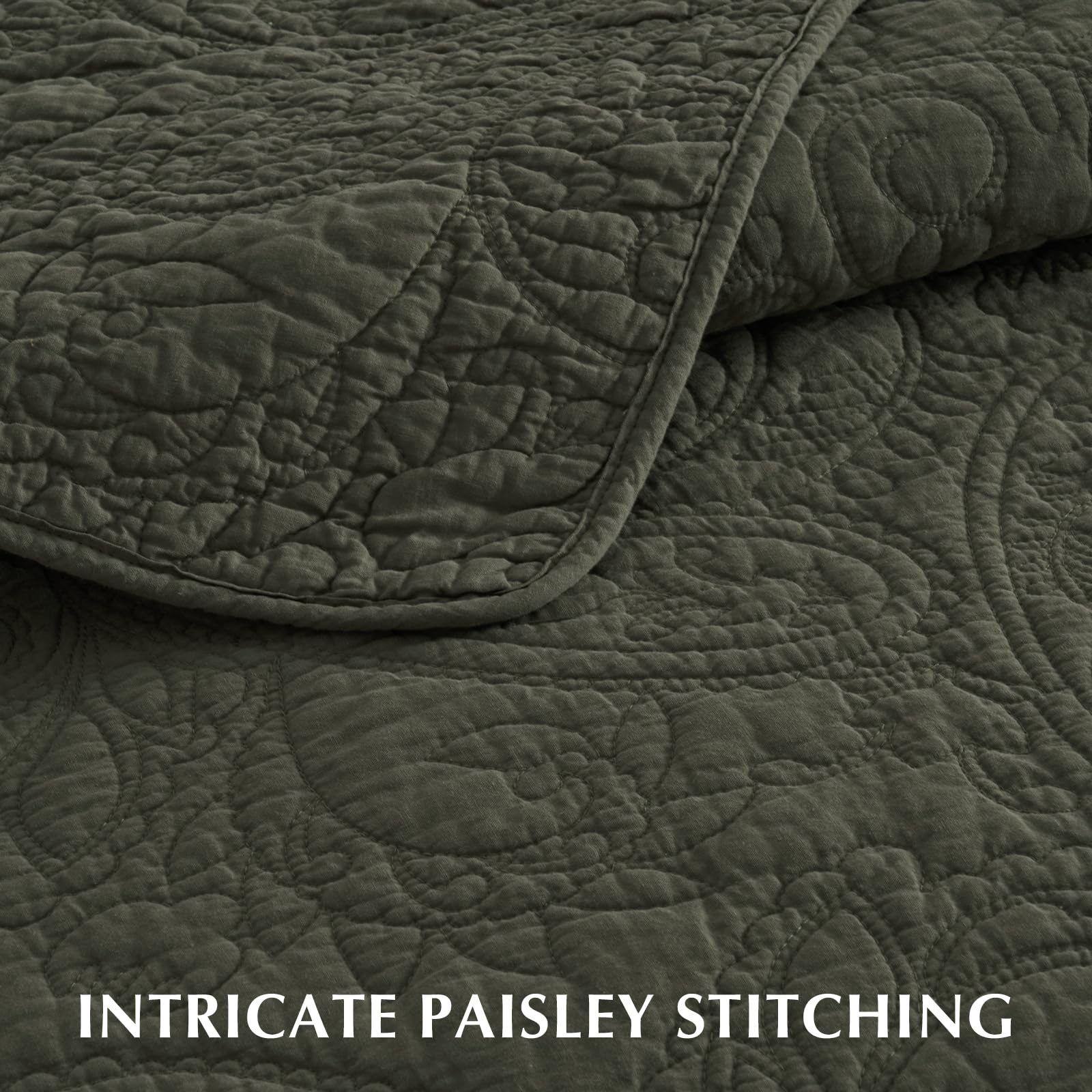 EVERGRACEHOME soft cotton fabric close-up highlights breathable comfort year-round