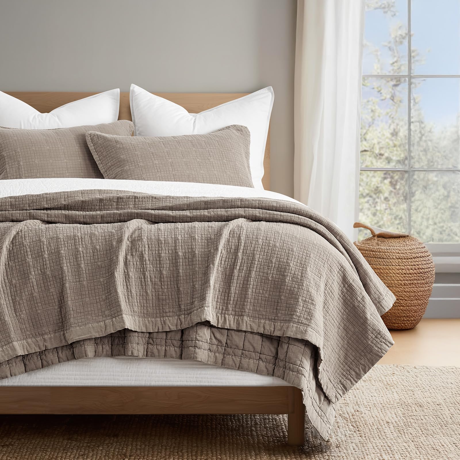 Evergracehome stonewashed cotton quilt front showcasing timeless style and breathability.