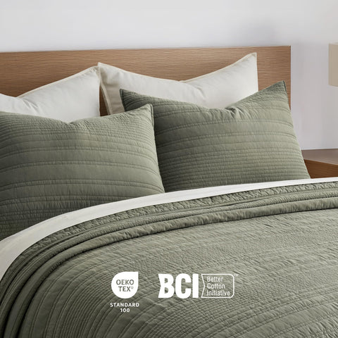 Two matching pillow shams complete the Evergracehome quilt set