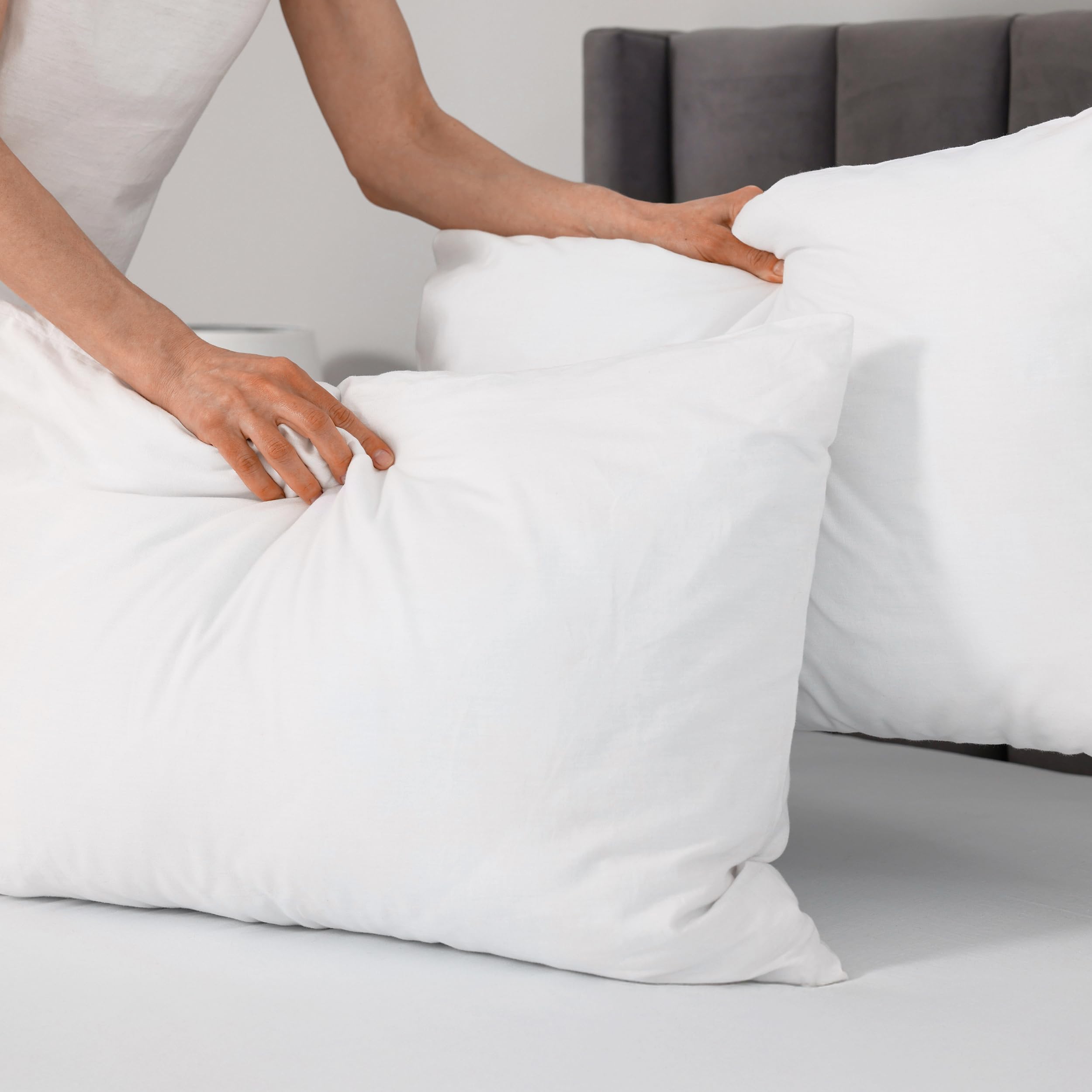 Everlasting Comfort bed bug proof pillow encasement for restful sleep