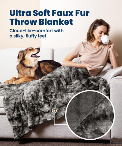 Everlasting Comfort plush fluffy texture adds warmth and coziness.