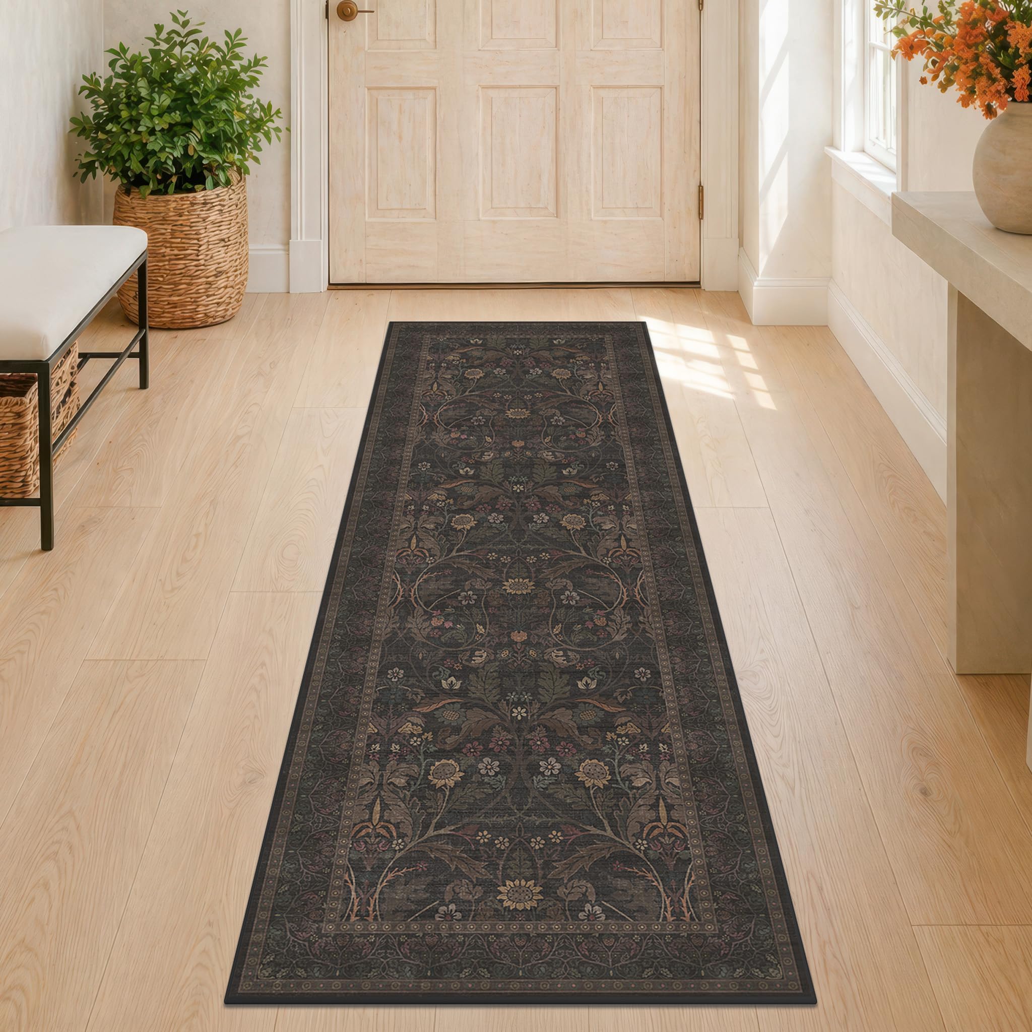 Evyhood hallway runner with low-pile surface is pet-friendly and easy to clean.