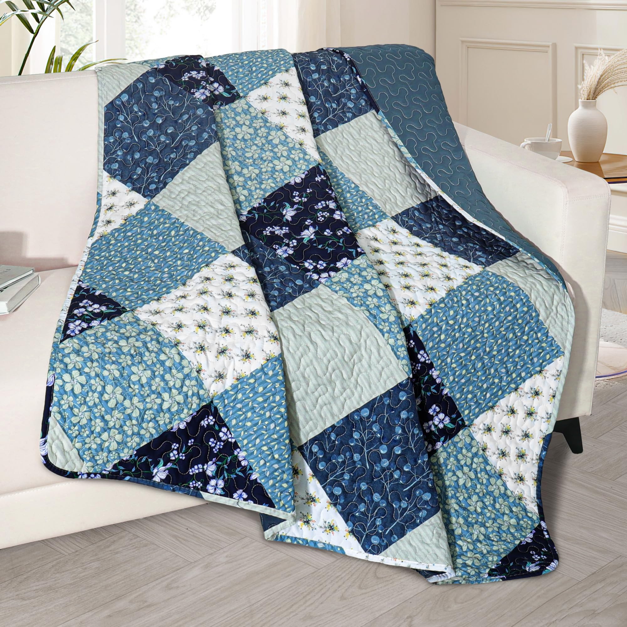 Exclusivo Mezcla 50x60 blue boho patchwork throw offers cozy warmth for evenings