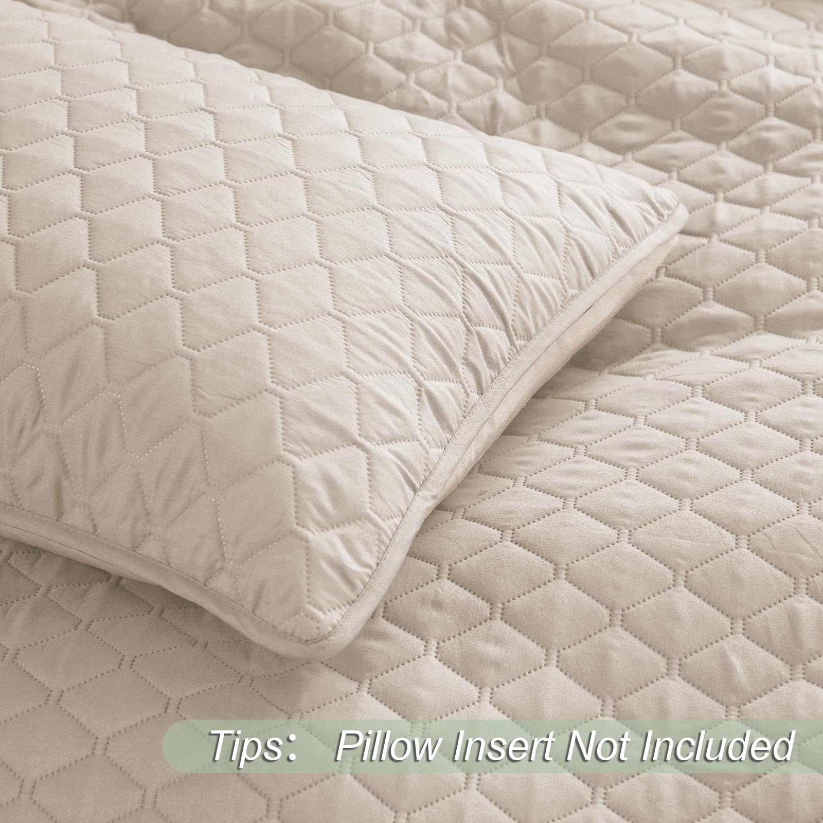 Exclusivo Mezcla all-season bedding idea for versatile styling