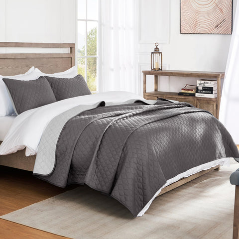 Exclusivo Mezcla pillow shams grey coordinate for a finished look
