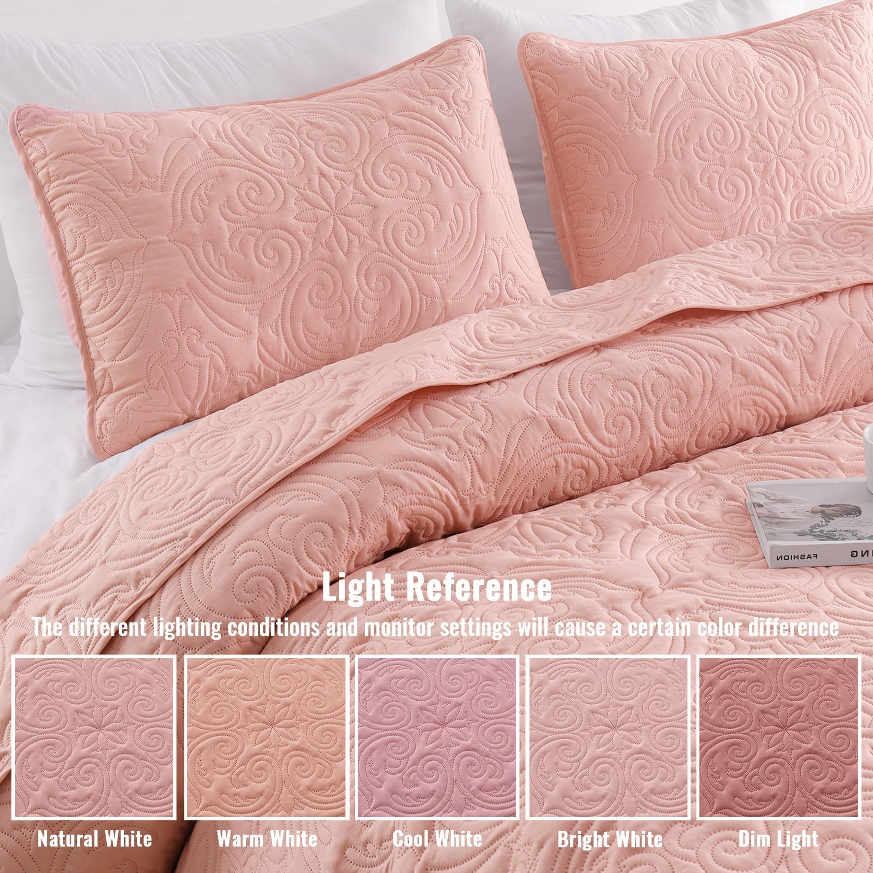 Exclusivo Mezcla quilt features vintage damask for elegant texture.