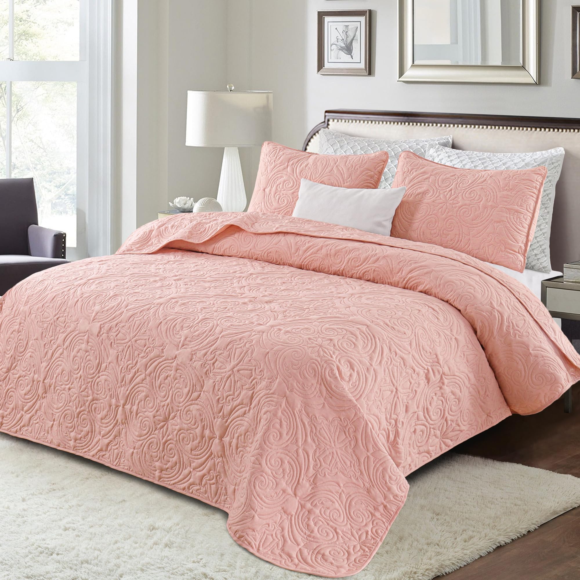 Exclusivo Mezcla queen sham pair for cohesive bedroom decor.