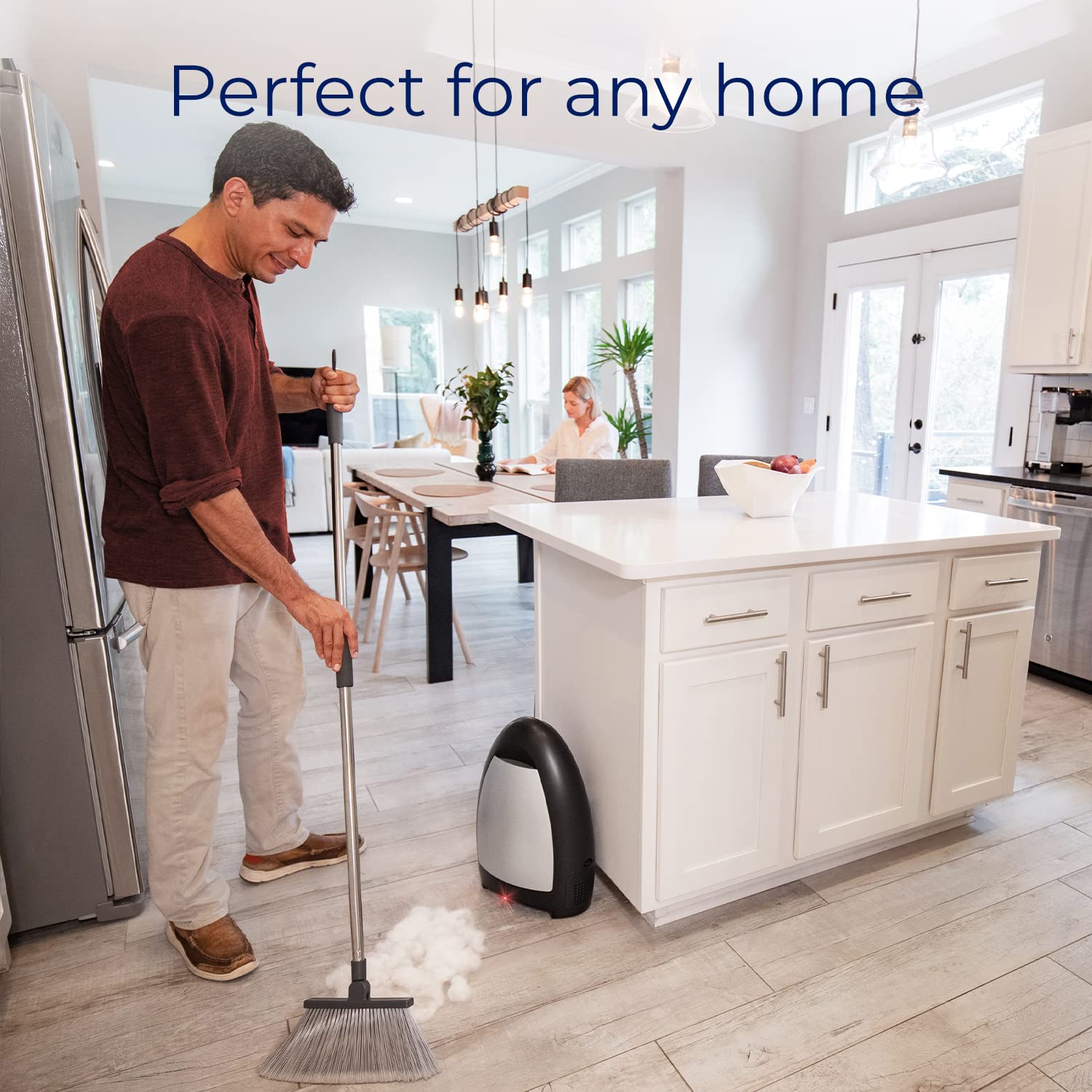 EyeVac high-efficiency filters trap dust and debris.