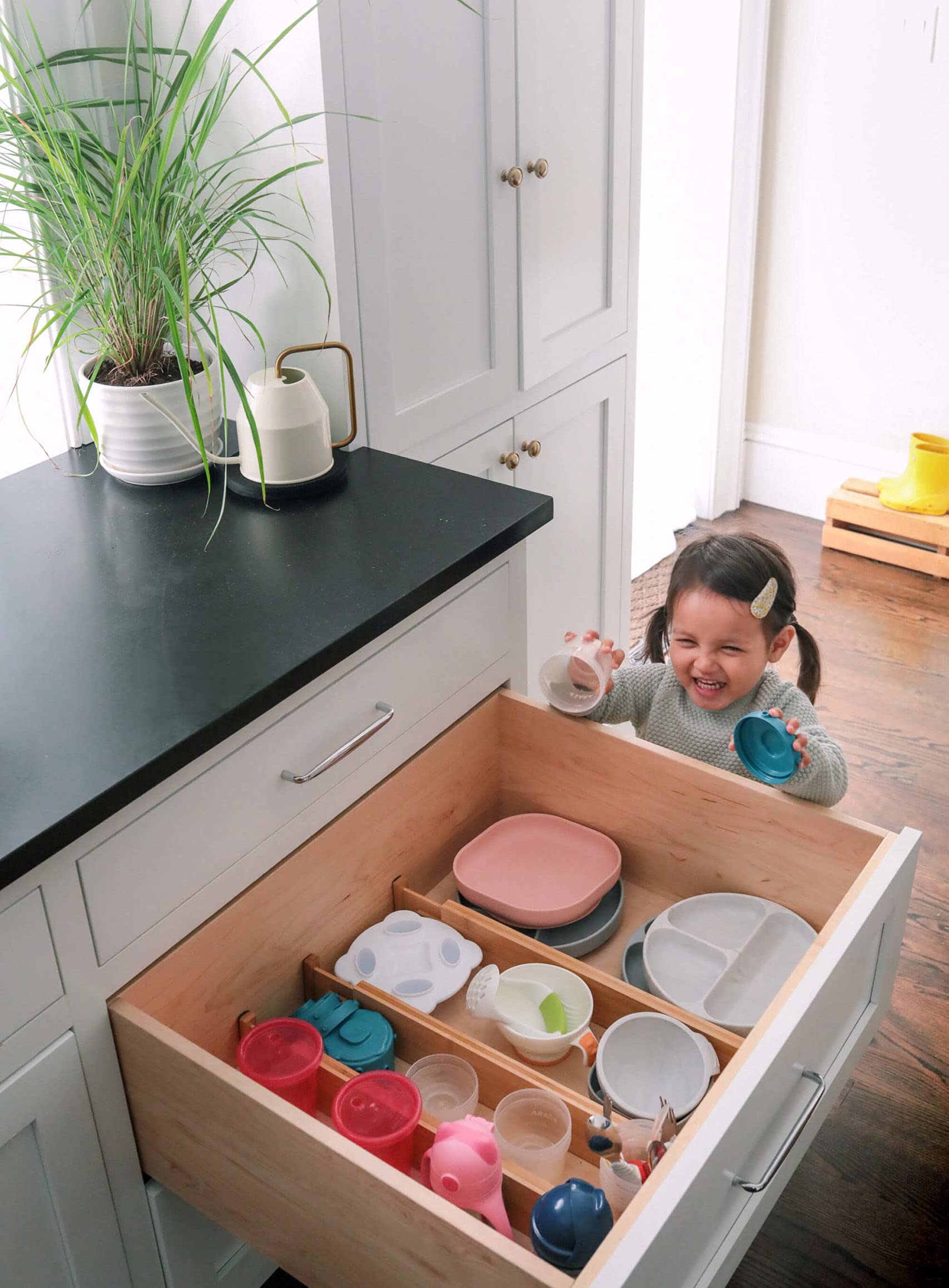 Fabsome versatile drawer organizers for clothes, office, or kitchen use.