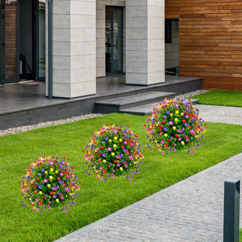 FAJUNZH boxwood topiary ball with spikes installed in a planter