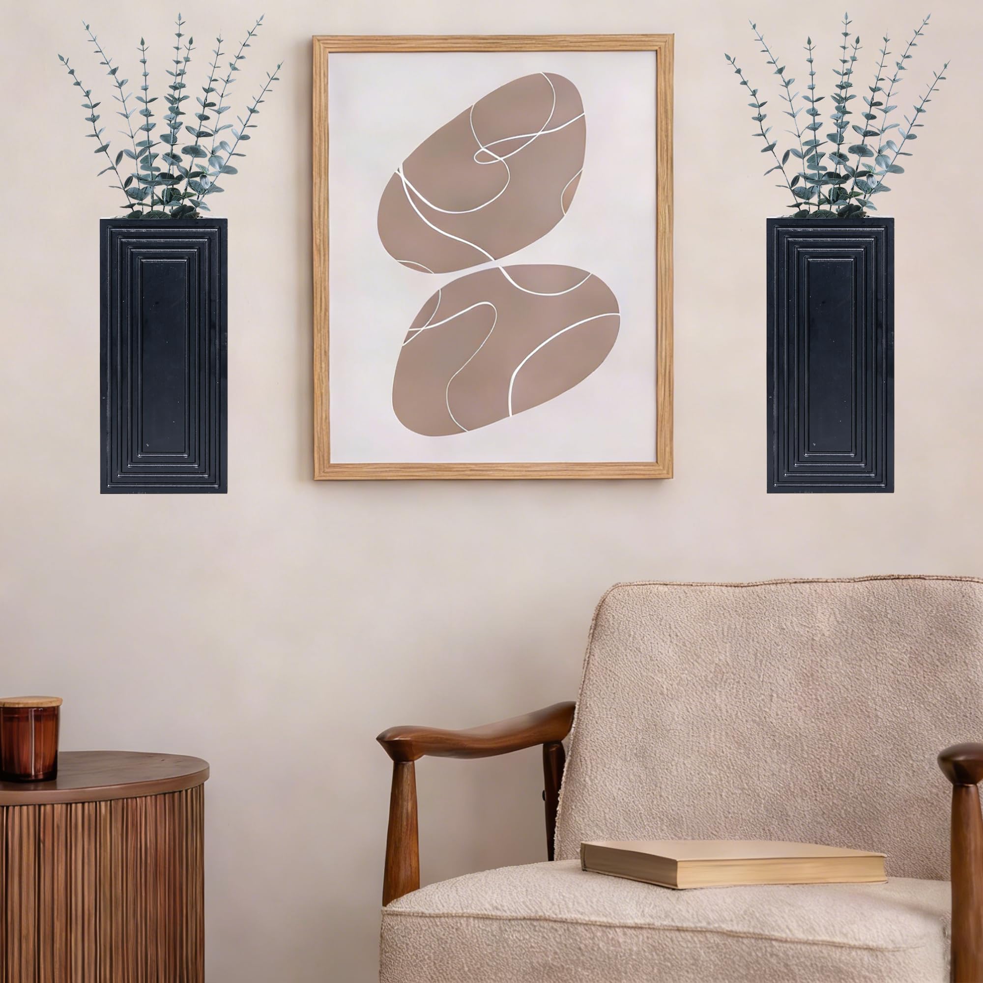 Artificial eucalyptus bundle included for easy greenery switch in the set