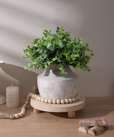 FancyPlus white ceramic vase with glazed finish, easy to clean and timeless.