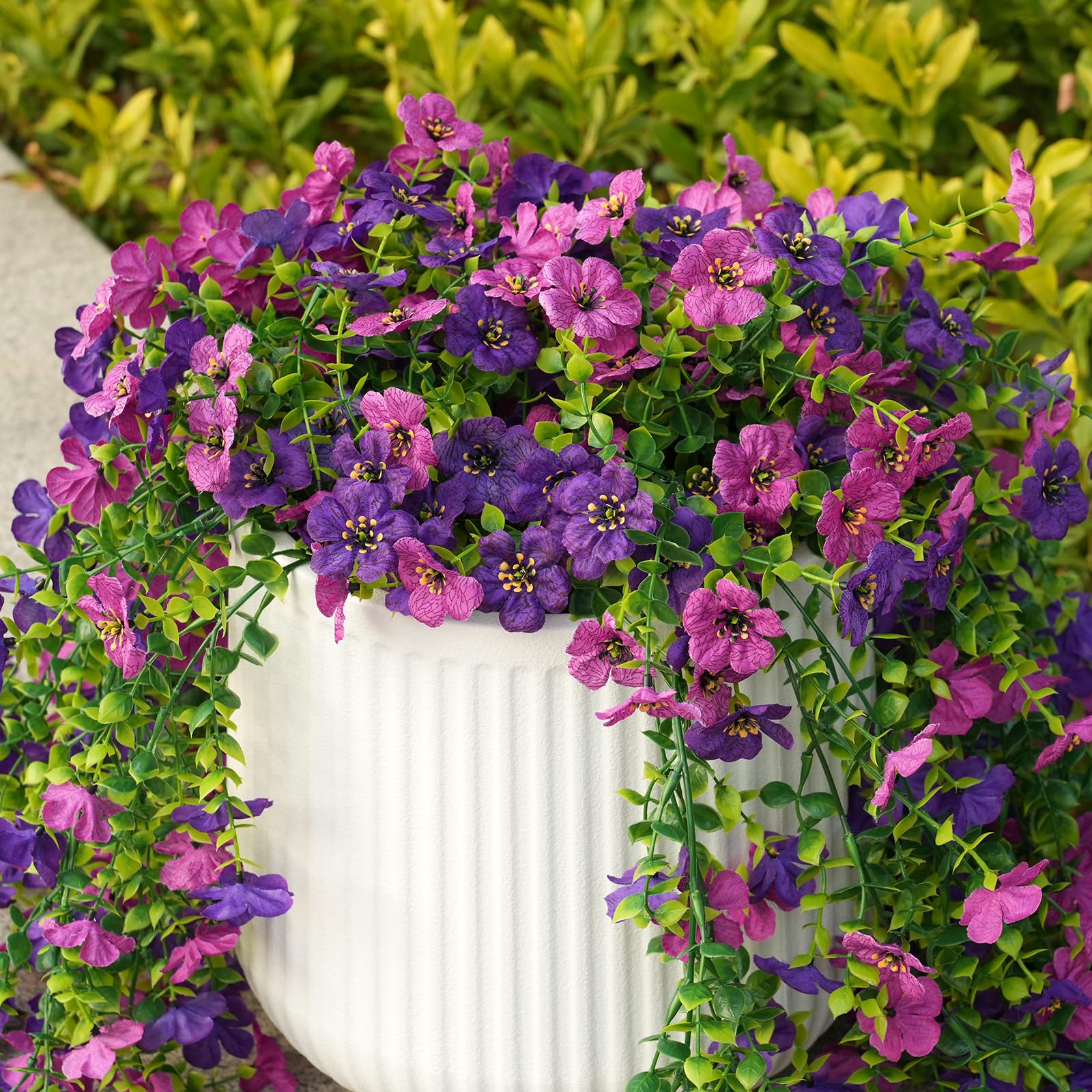 Fanfantoey front porch decor boosts curb appeal