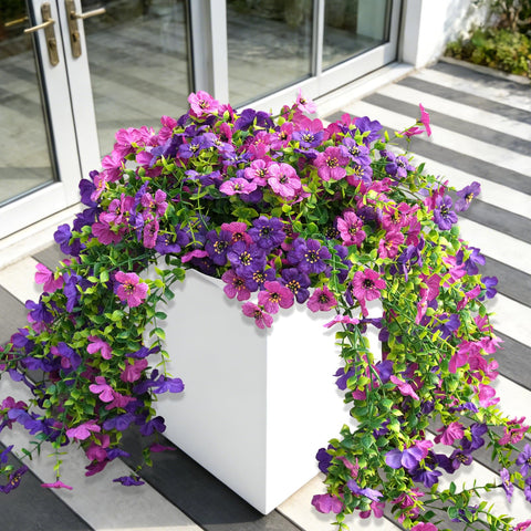 Fanfantoey UV-resistant materials keep outdoor blooms bright