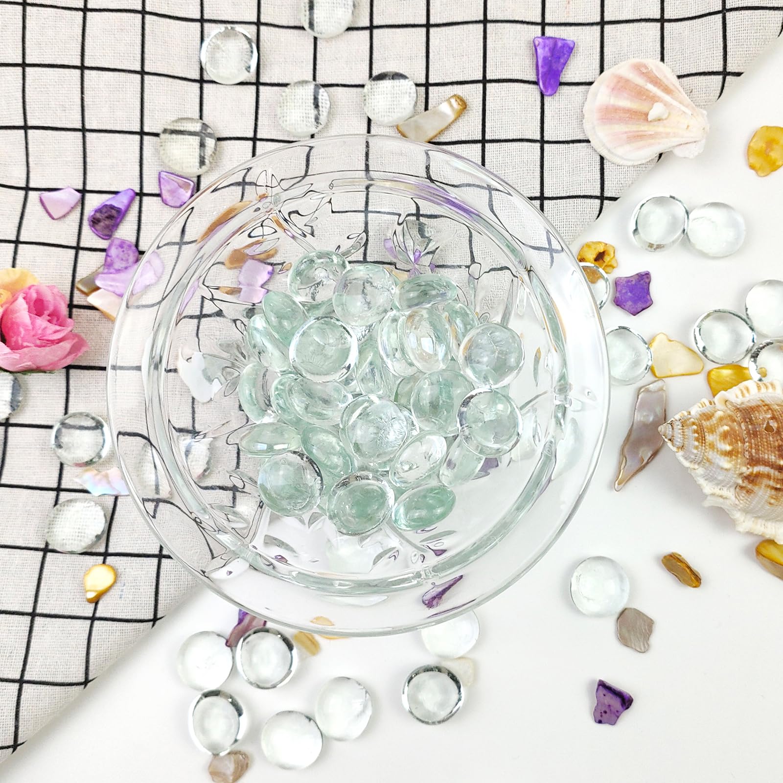 FANTIAN decorative glass for DIY candle holders and fountains adds sparkle.
