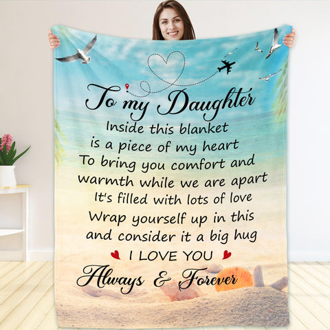 Fastpeace daughter gift blanket in hand showing warm, heartfelt message for mom's love.