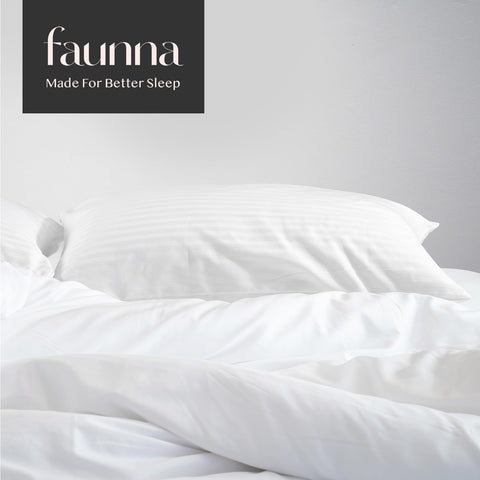 FAUNNA durable invisible zipper keeps pillows clean with a sleek, bulk-free seal.