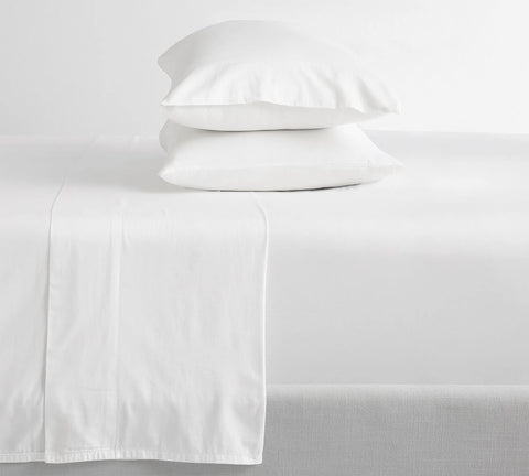 Feather & Stitch New York 300tc-percale-weave sheets highlight crisp, matte finish for breathability