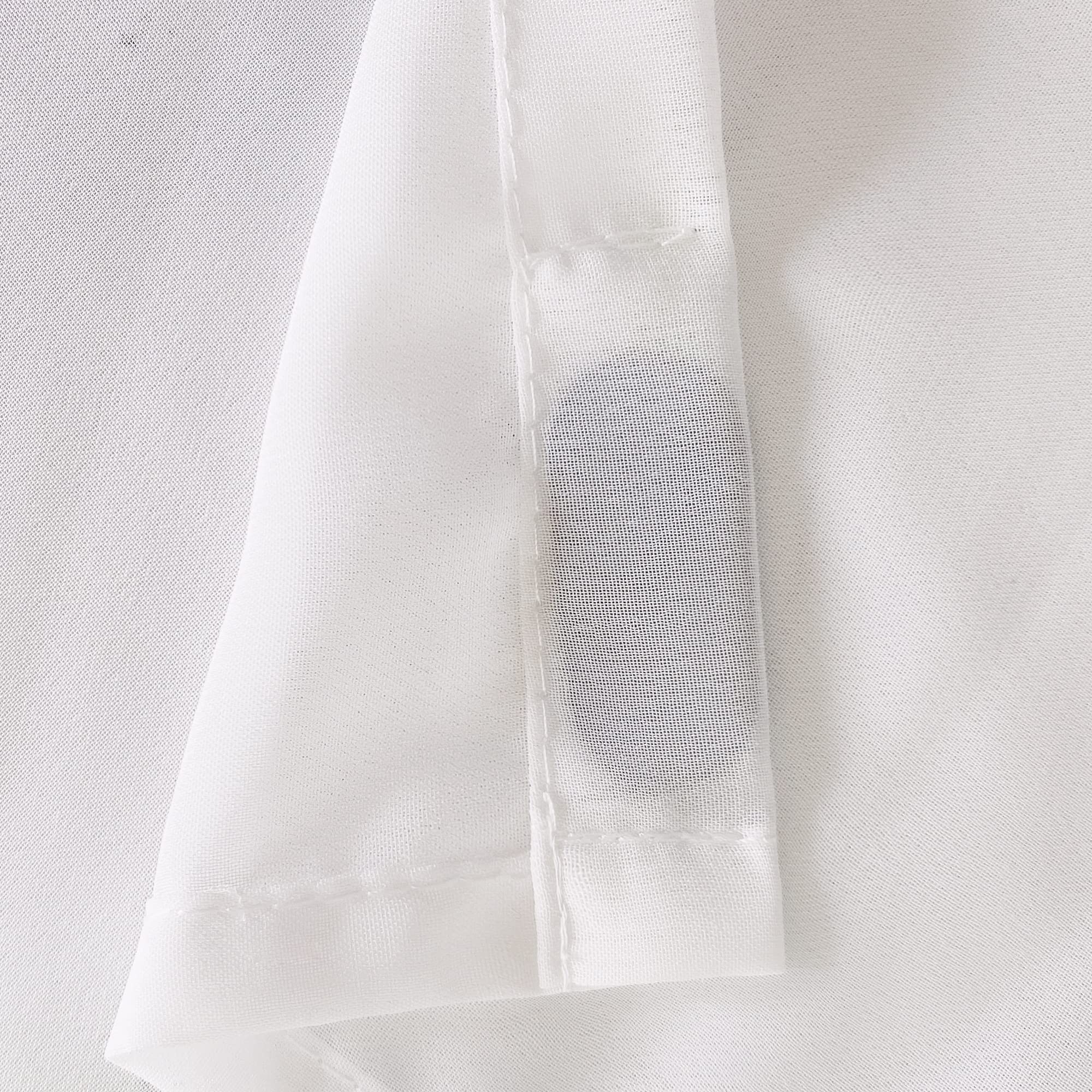 Fereyis privacy-enhancing curtains balance outdoor light