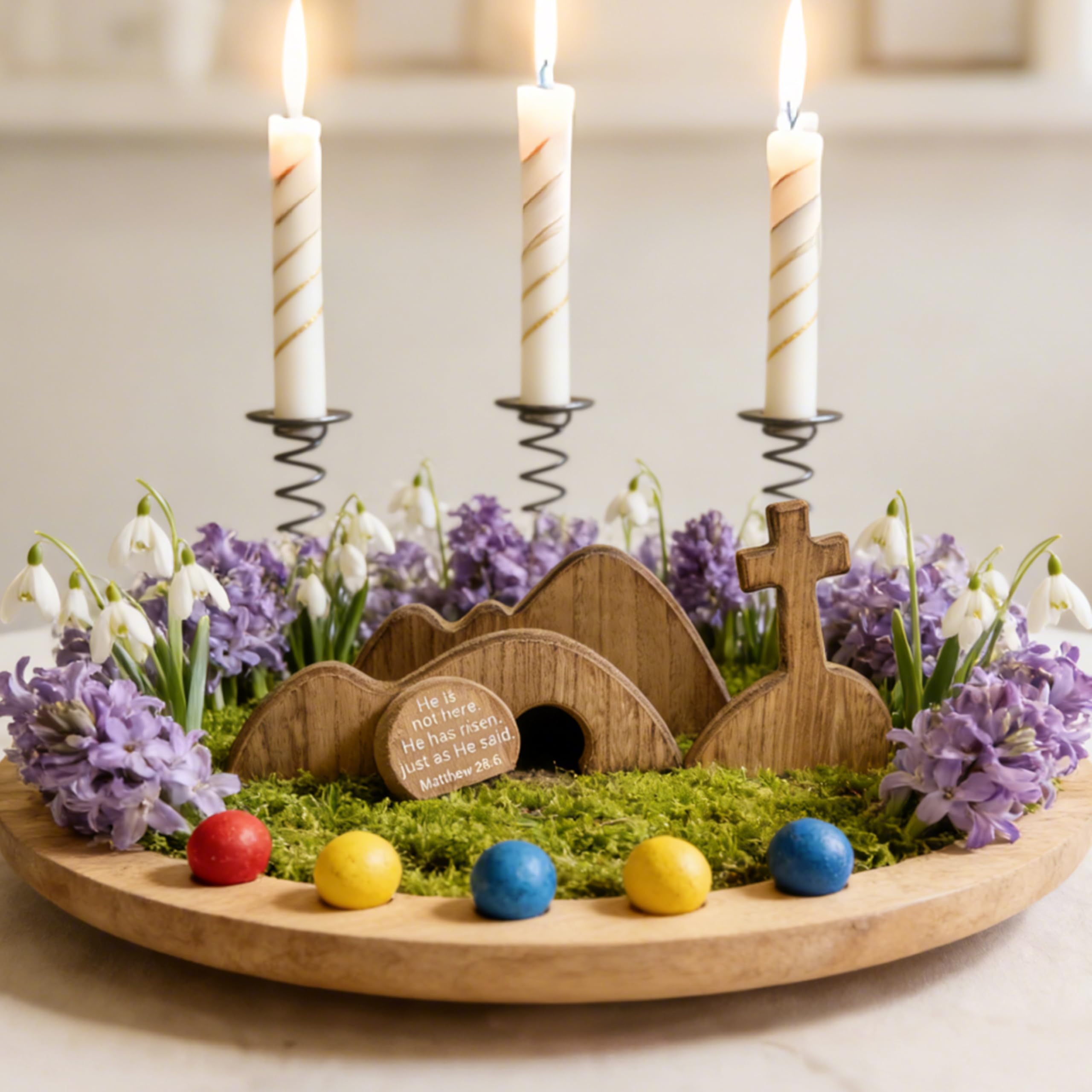 FESTGLOX wooden empty tombs showcase natural grain and timeless craftsmanship.
