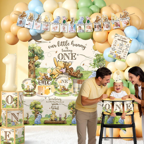 Fexivo Classic Bear balloon boxes help create a cohesive decor scene