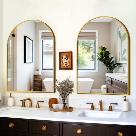 FICTOR wall-mounted mirror ready for simple installation above sink