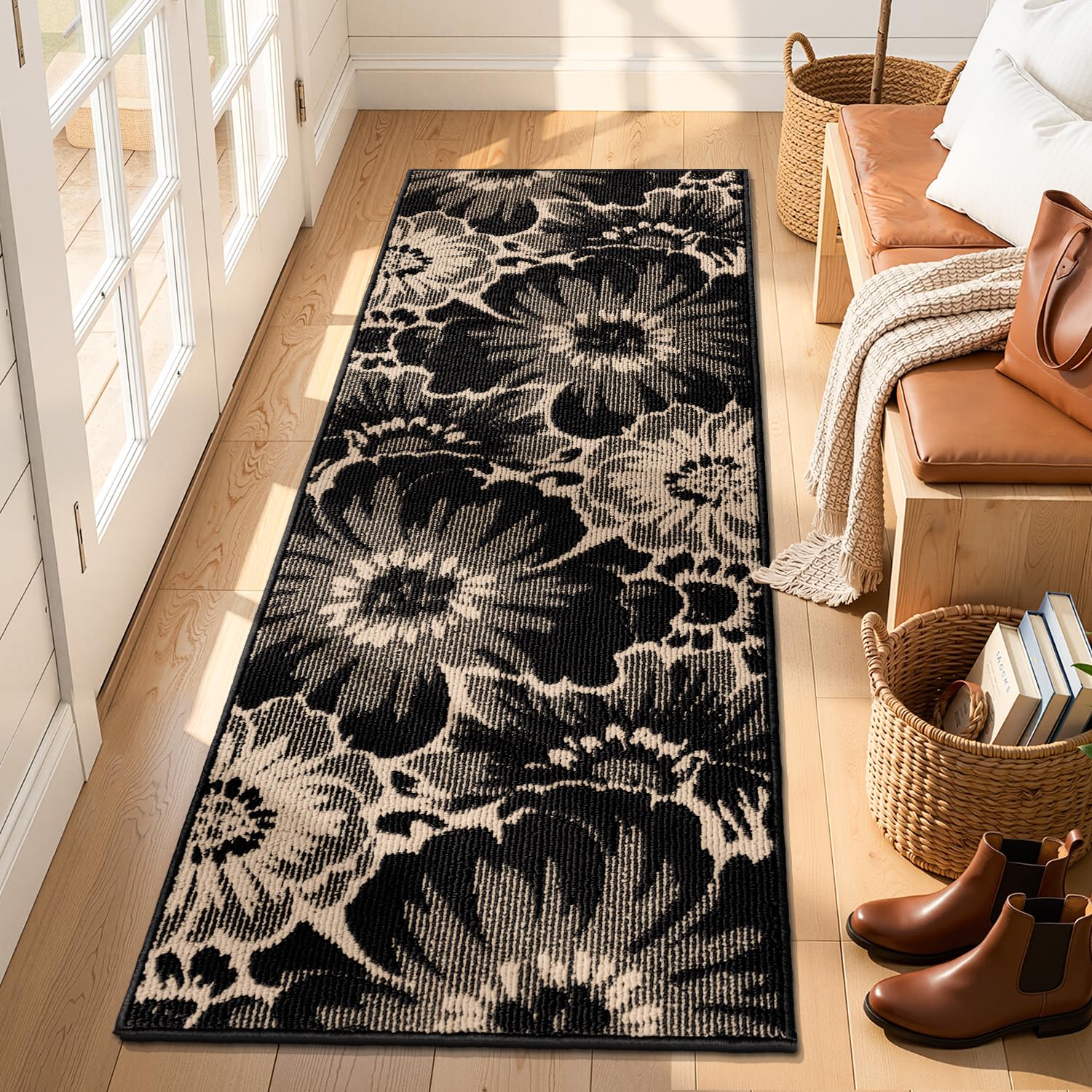 Findosom hallway runner suited for high-traffic areas like mudrooms.