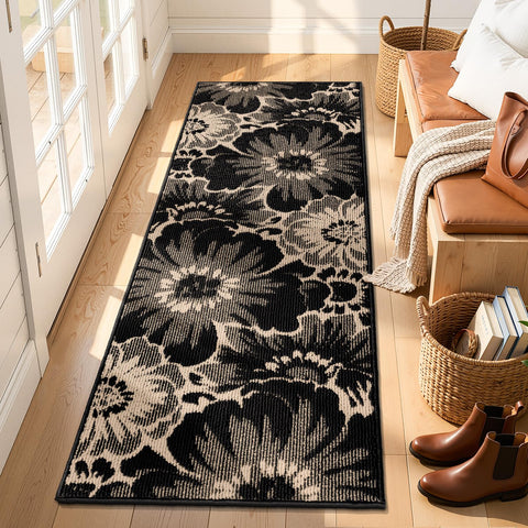Findosom hallway runner suited for high-traffic areas like mudrooms.