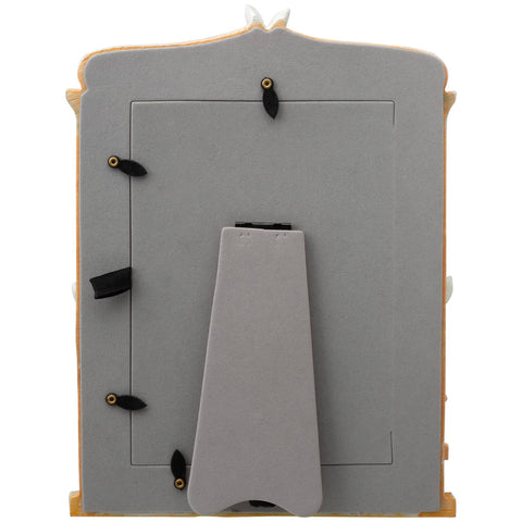 Twist fasteners on the back simplify photo replacement and personalization