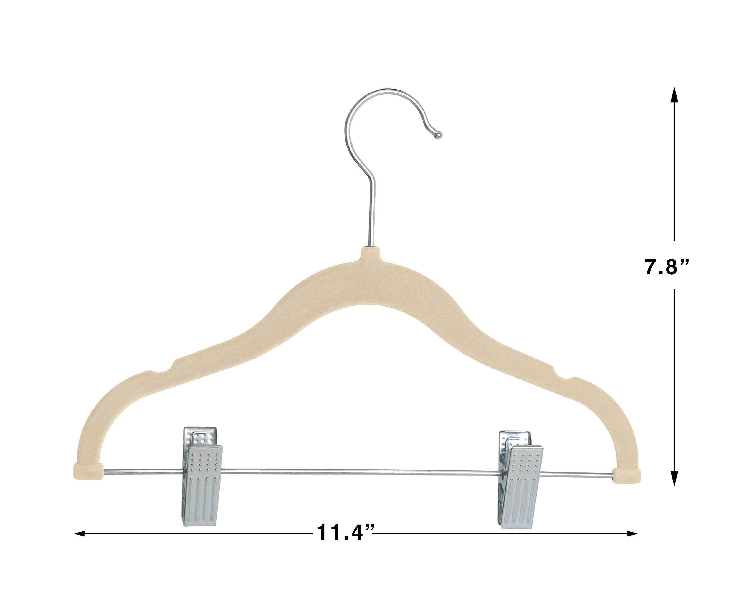 Finnhomy velvet hangers with movable clips prevent marks and fit varied garments