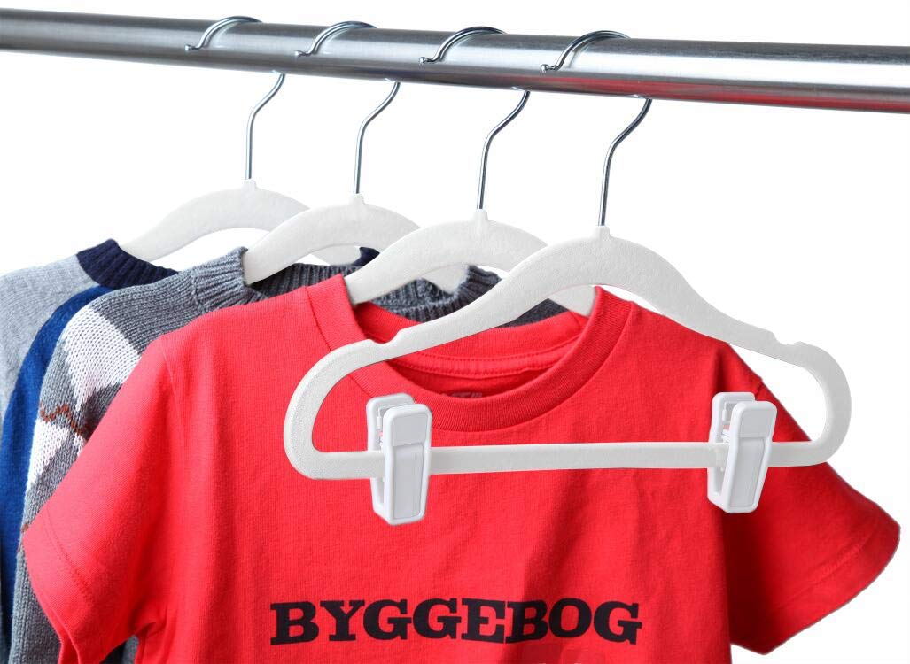 Finnhomy non-slip hanger with 360-degree swivel hook