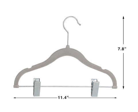 Finnhomy non-slip velvet hanger with contoured shoulders protects garments.