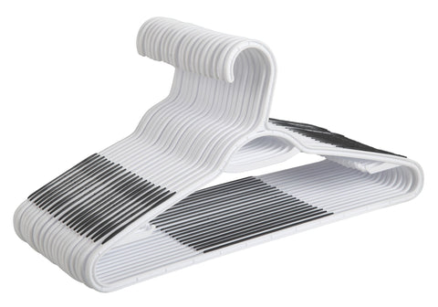Finnhomy plastic hangers with non-slip pads keep garments secure and smooth.