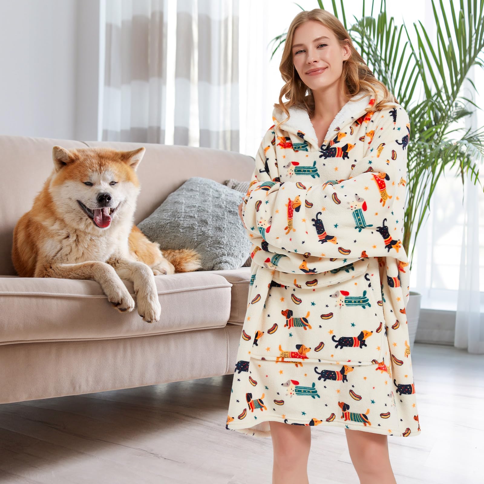 Fiosnow dachshund blanket hoodie soft plush fabric delivers daily comfort.