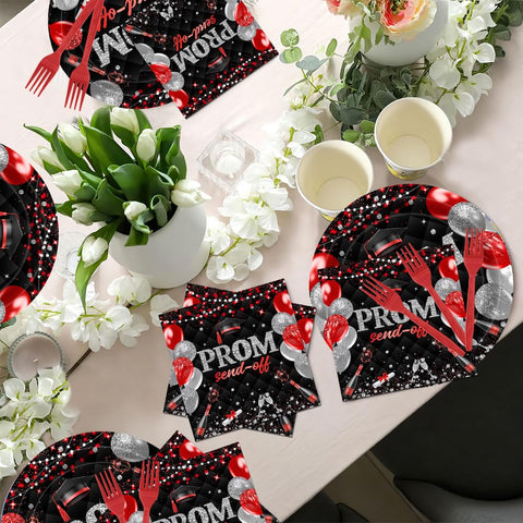 Fitumiw red and black grad decor to elevate the ceremony vibe.