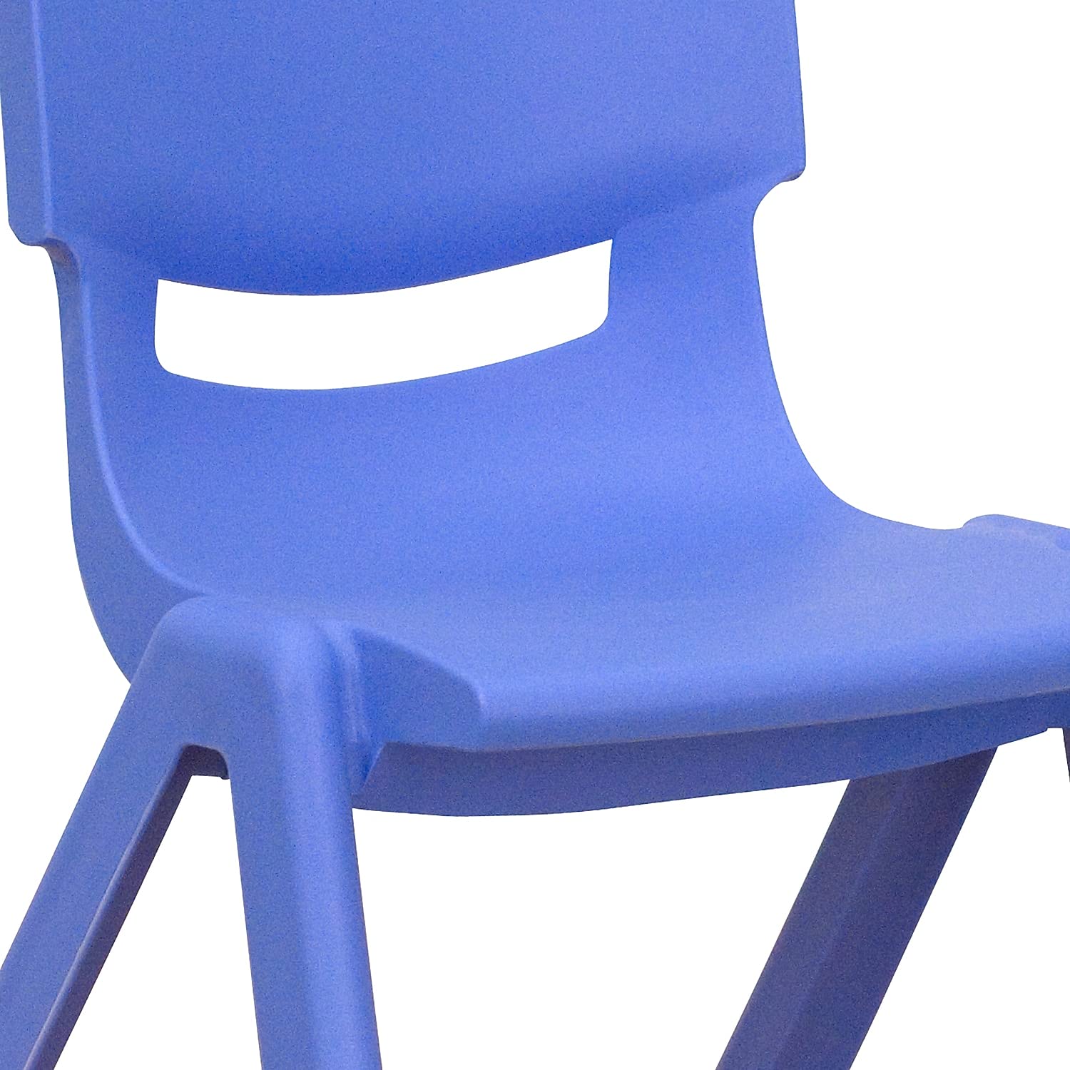 Flash Furniture Emmy safety-rounded-edges on table corners help prevent minor injuries