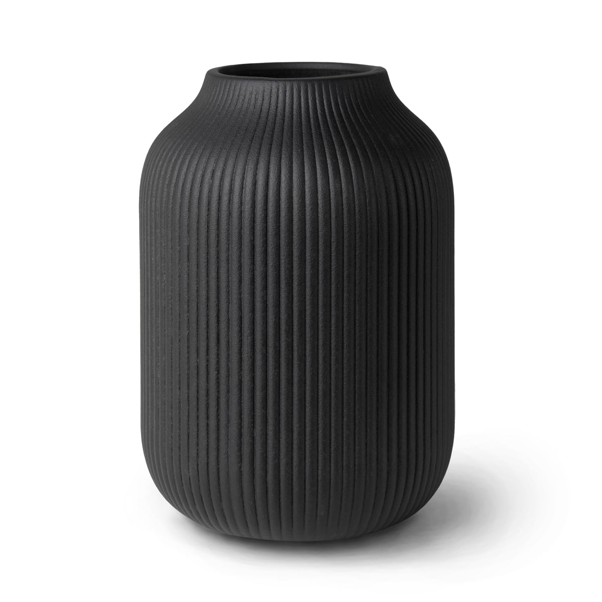 Flature grooved black vase side view, elegant centerpiece for fresh flowers