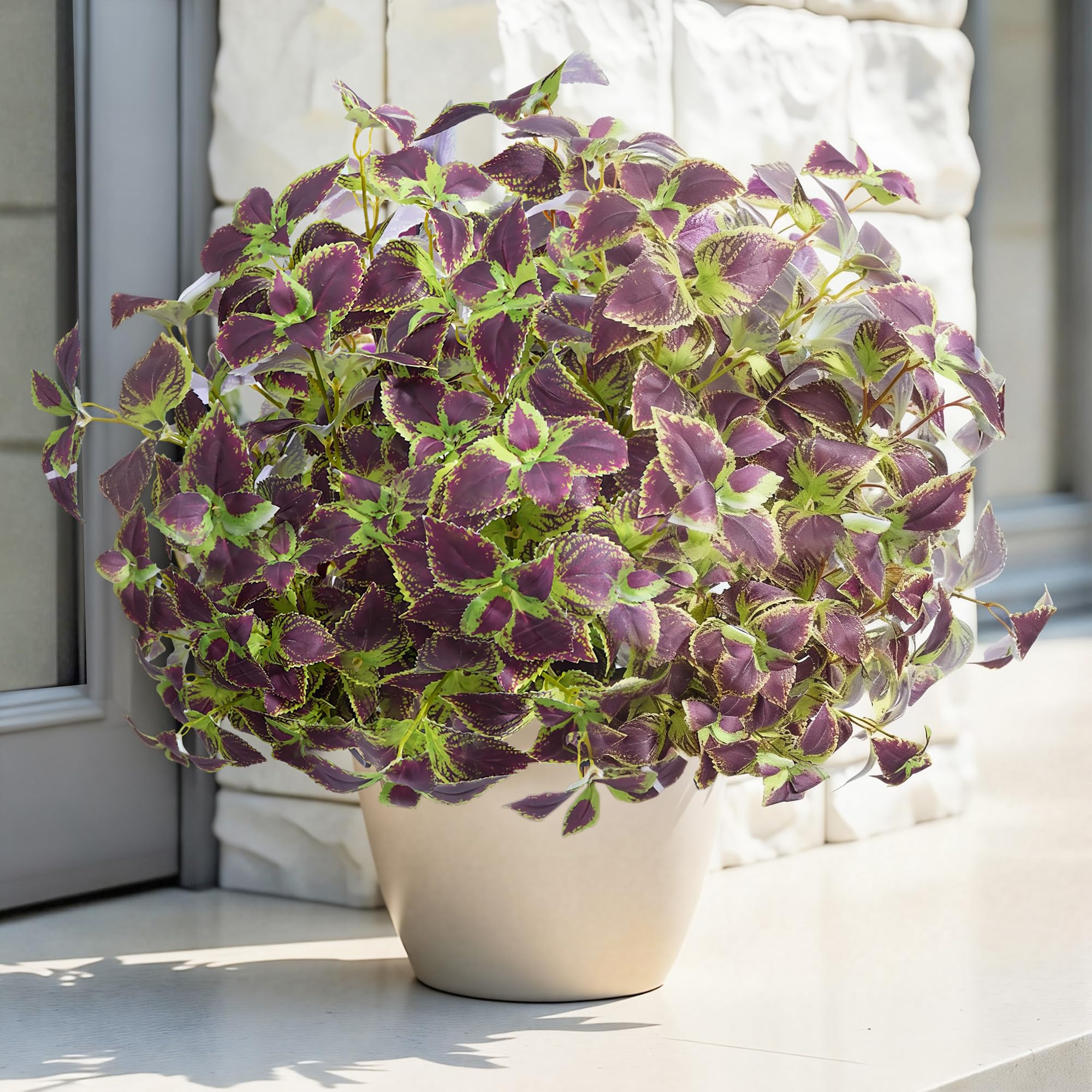Florisso hanging planter stems for easy outdoor styling.