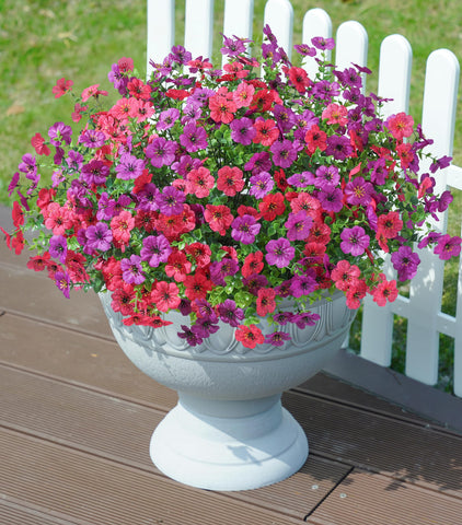 Florisso weatherproof daisy branches stay vibrant in all weather.