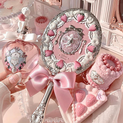 Flower Knows Strawberry Cupid mirror closeup reveals strawberry detail
