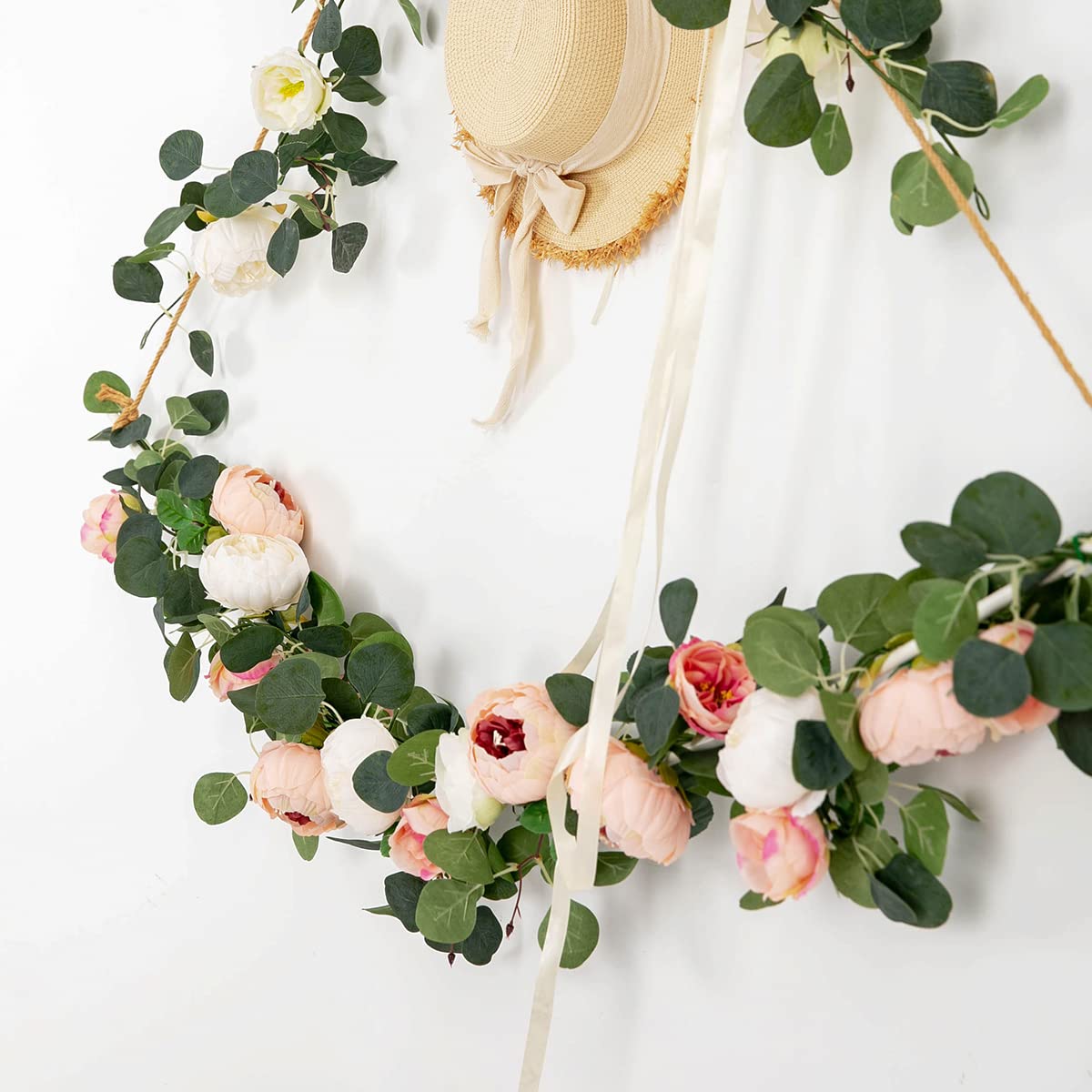 Floweroyal durable garland designed for easy handling and long-lasting beauty