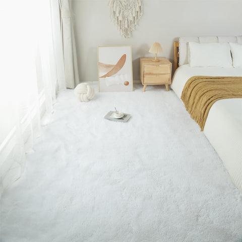 Fluffyrug soft underfoot rug ideal for kids' playtime.