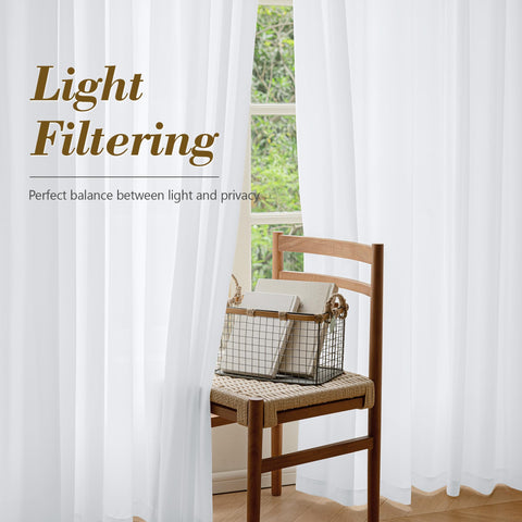 FMFUNCTEX heavy weave resists pet scratches and fur.