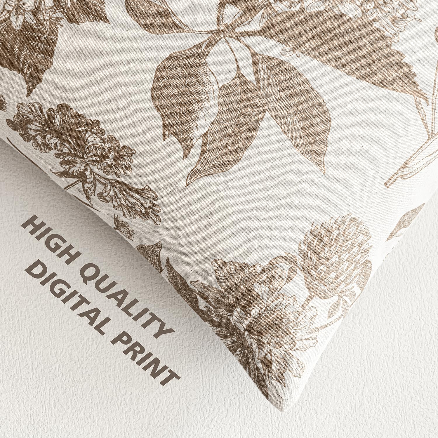 Foindtower 18x18 inch pillow cover highlighting classic floral motifs for sofas.
