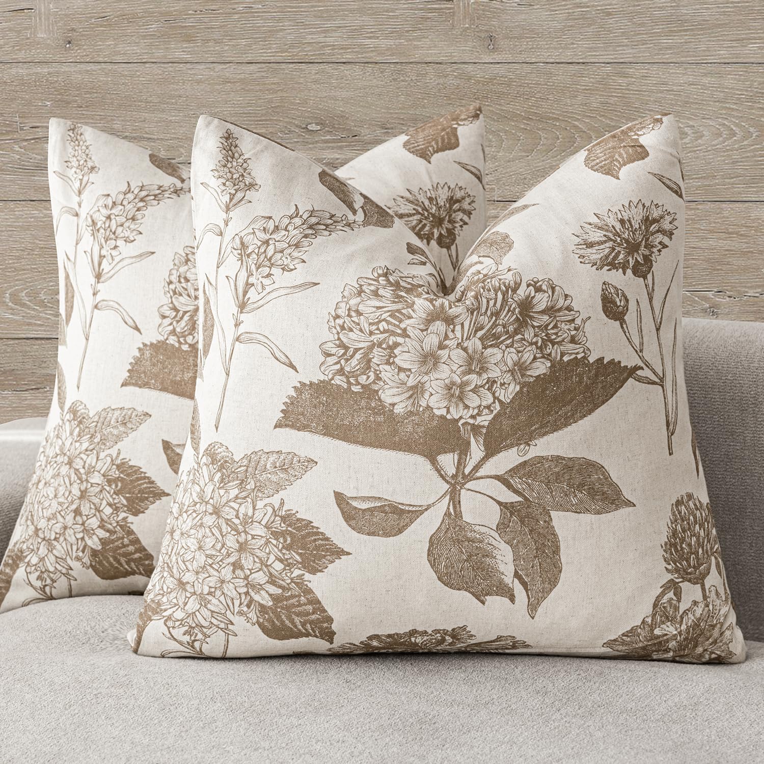 Foindtower double-sided floral pillow cover, vintage print for versatile decor.